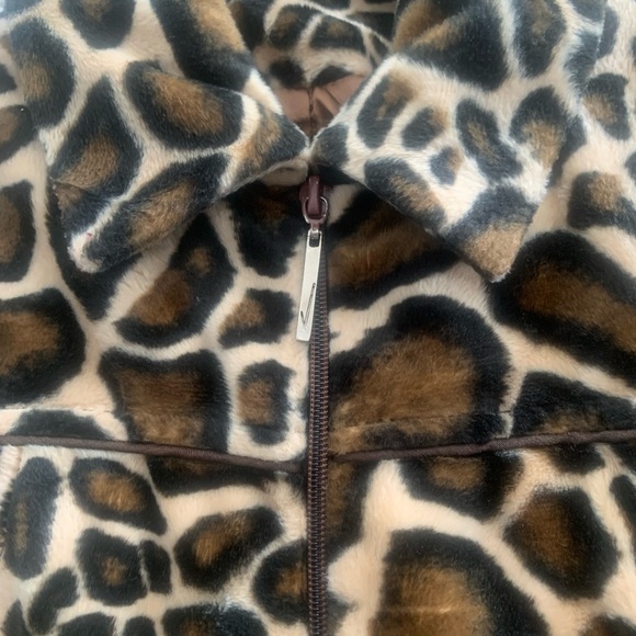 Jacket Perspective - Picture 2 of 5